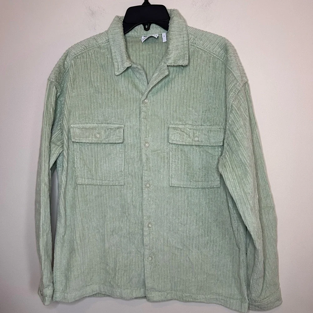 ASOS DESIGN 90s Oversized Chunky Cord Shirt in Pastel Green Size M